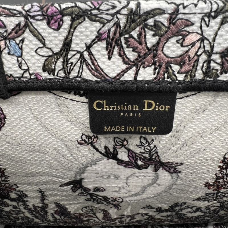 Christian Dior Shopping Bags